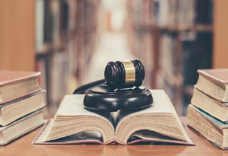  Kuwait Institute and Union of Arab Banks Collaborate for Judicial Studies